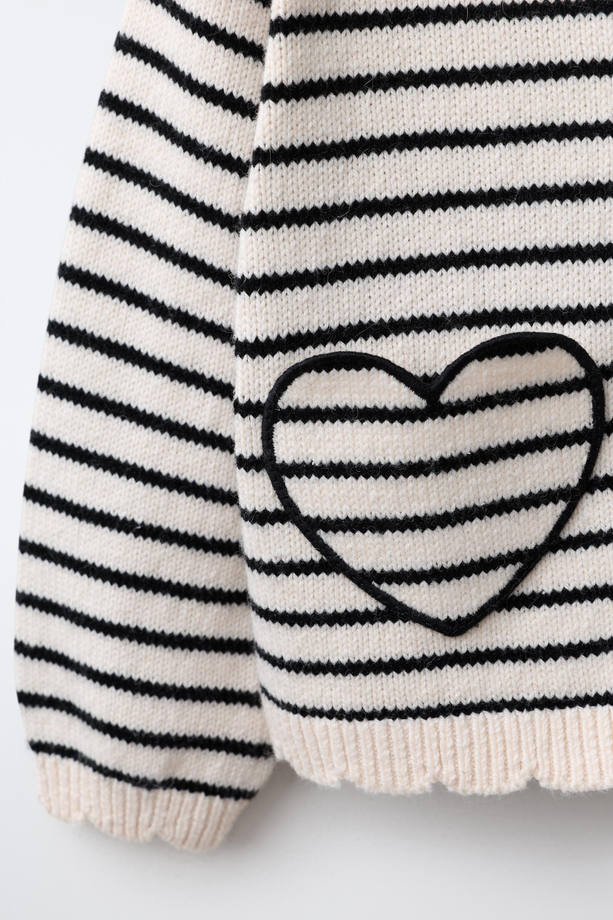 STRIPED HEART POCKET CARDIGAN